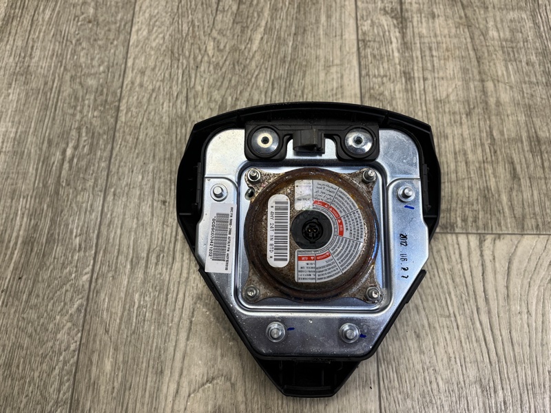 Подушка безопасности в руль HYUNDAI VELOSTER 11-18 1.6 G4FD Подушка безопасности в руль HYUNDAI VELOSTER 11-18 1.6 G4FD