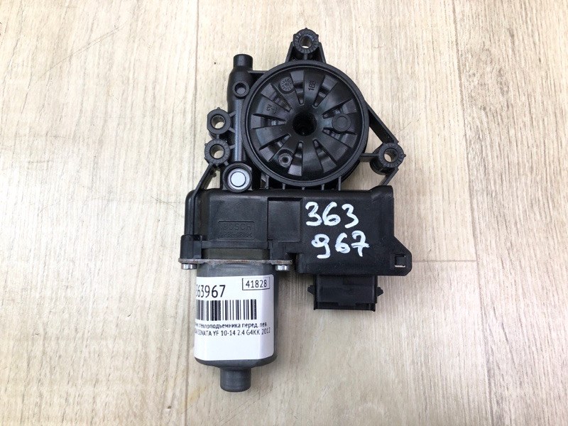 Запчасть моторчик стеклоподъемника передний левый HYUNDAI SONATA YF 10-14 2012 2.4 G4KK 824503S011 Б/У Моторчик стеклоподъемника передний левый HYUNDAI SONATA YF 10-14 2012 2.4 G4KK 824503S011 Б/У