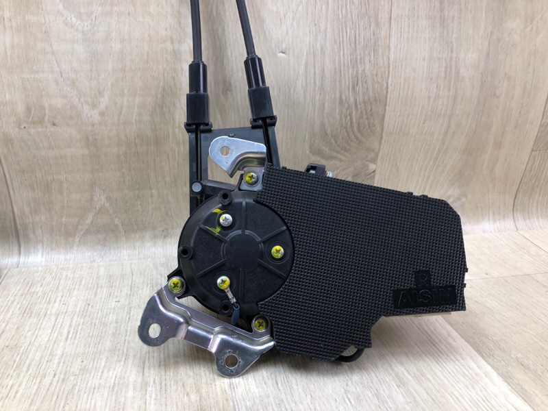 Моторчик привода сдвижной двери задний правый SIENNA 11-16 2011 3.5 2GR-FE Моторчик привода сдвижной двери задний правый SIENNA 11-16 2011 3.5 2GR-FE