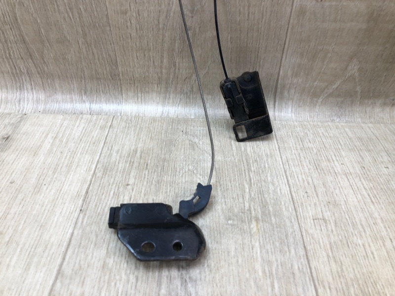 Моторчик привода сдвижной двери задний правый SIENNA 11-16 2011 3.5 2GR-FE Моторчик привода сдвижной двери задний правый SIENNA 11-16 2011 3.5 2GR-FE