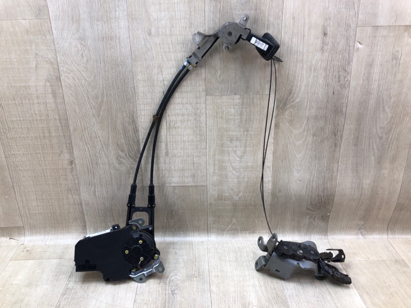 Моторчик привода сдвижной двери задний левый SIENNA 11-16 2011 3.5 2GR-FE Моторчик привода сдвижной двери задний левый SIENNA 11-16 2011 3.5 2GR-FE