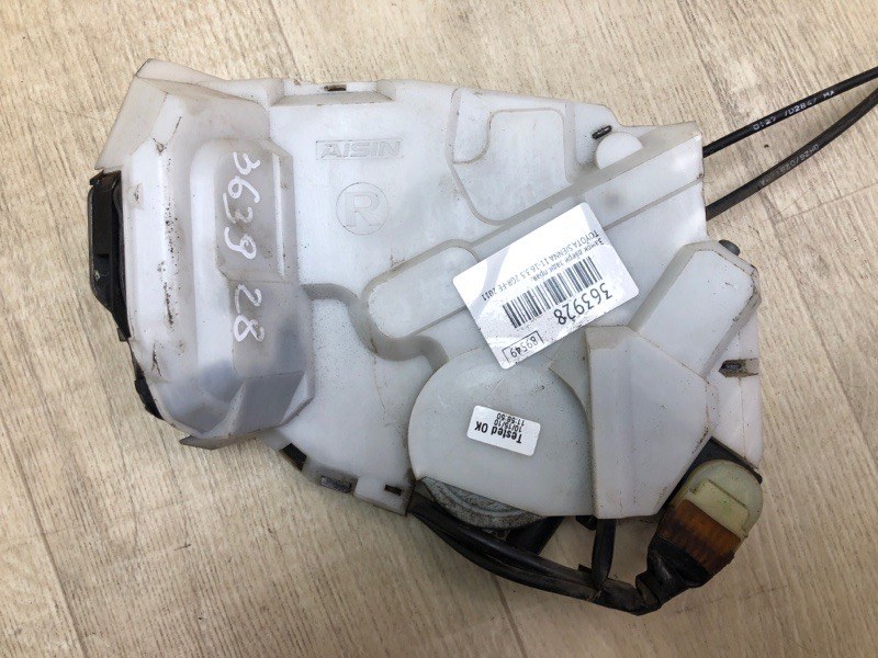 Замок двери задний правый SIENNA 11-16 2011 3.5 2GR-FE Замок двери задний правый SIENNA 11-16 2011 3.5 2GR-FE