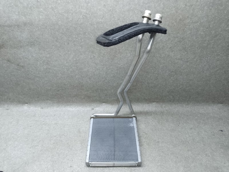 Запчасть радиатор печки JEEP CHEROKEE 14- 2014 3.2 EHB 68223043AA Б/У Радиатор печки JEEP CHEROKEE 14- 2014 3.2 EHB 68223043AA Б/У