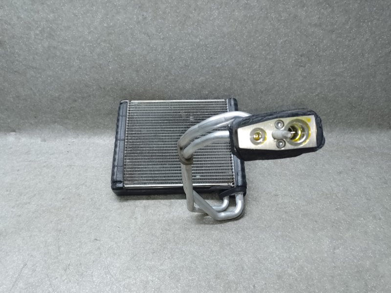 Запчасть испаритель кондиционера JEEP CHEROKEE 14- 2014 3.2 EHB 68223040AA Б/У Испаритель кондиционера JEEP CHEROKEE 14- 2014 3.2 EHB 68223040AA Б/У