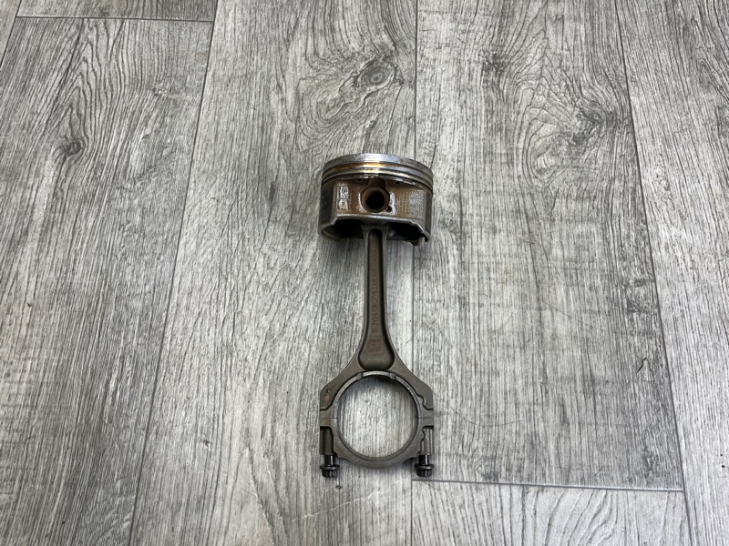 Запчасть шатун ACURA TLX 17-20 3.5 J35Y6 13210-5J6-A00 Б/У Шатун ACURA TLX 17-20 3.5 J35Y6 13210-5J6-A00 Б/У