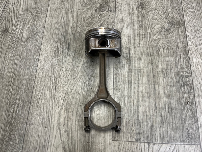 Запчасть шатун ACURA TLX 17-20 3.5 J35Y6 13210-5J6-A00 Б/У Шатун ACURA TLX 17-20 3.5 J35Y6 13210-5J6-A00 Б/У