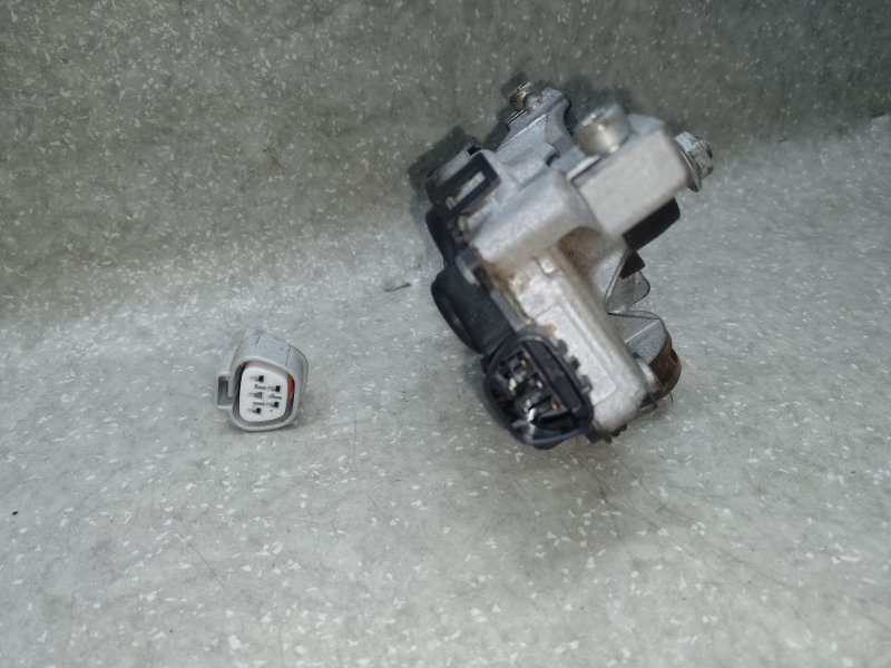 Моторчик стеклоочистителя передний JEEP CHEROKEE 14- 3.2 EHB