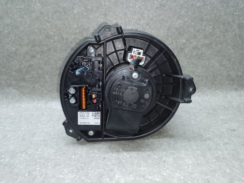 Моторчик печки JEEP CHEROKEE 14- 3.2 EHB