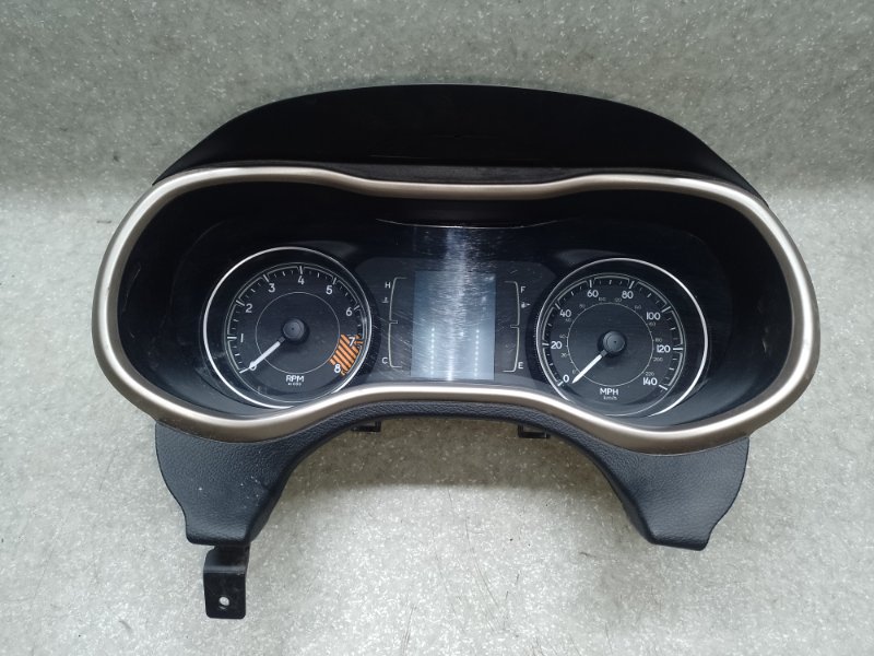 Запчасть панель приборов JEEP CHEROKEE 14- 2014 3.2 EHB 68105888AC Б/У Панель приборов JEEP CHEROKEE 14- 2014 3.2 EHB 68105888AC Б/У