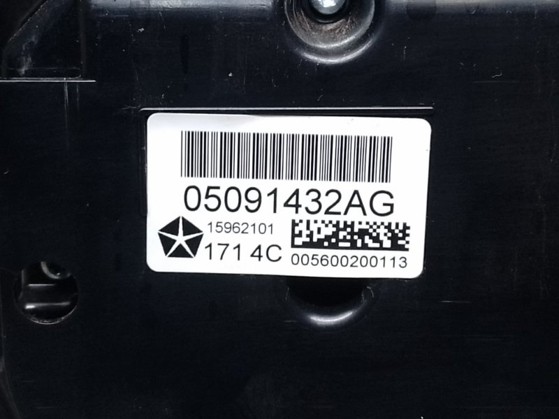 Блок управления печкой JEEP CHEROKEE 14- 3.2 EHB