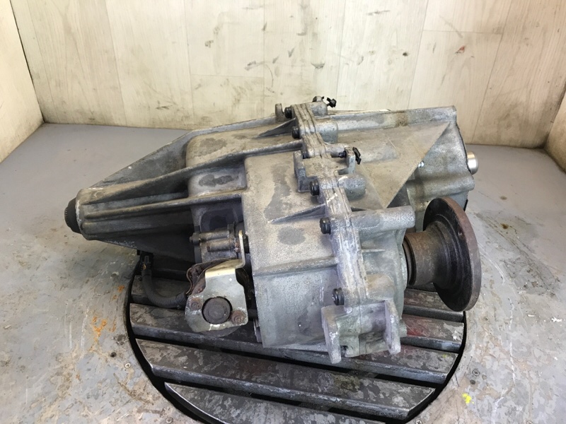 Раздаточная коробка H3 05-10 2006 L52 3.5 L