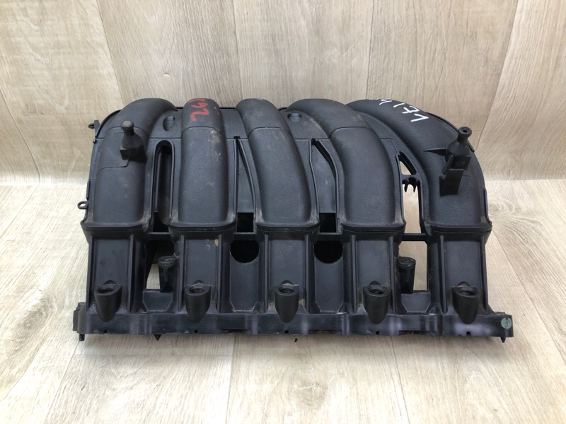 Запчасть коллектор впускной VOLKSWAGEN JETTA USA 10-17 2010 CBTA 2.5L 07K133201M Б/У Коллектор впускной VOLKSWAGEN JETTA USA 10-17 2010 CBTA 2.5L 07K133201M Б/У