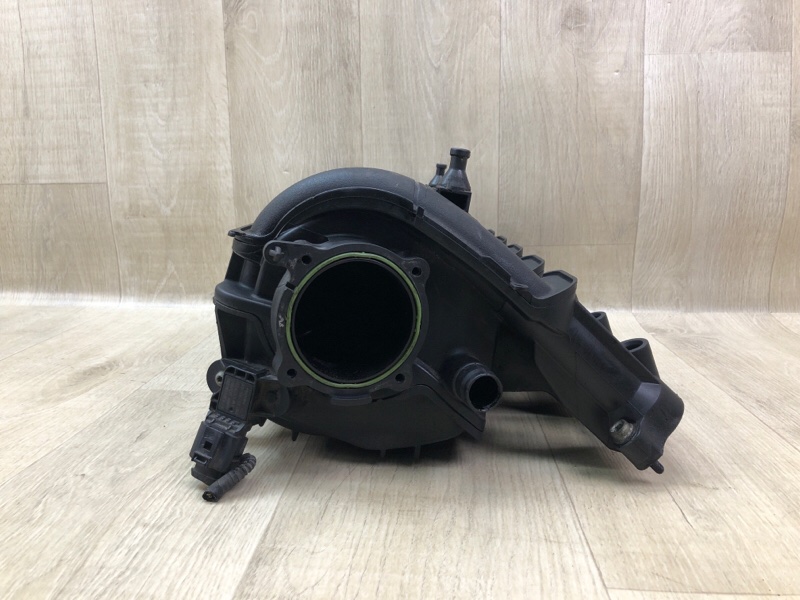Коллектор впускной JETTA USA 10-17 2010 CBTA 2.5L Коллектор впускной JETTA USA 10-17 2010 CBTA 2.5L