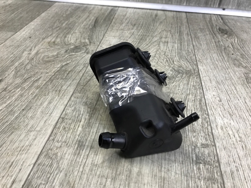 Бачок ГУР VOLKSWAGEN JETTA USA 10-17 CBTA 2.5L