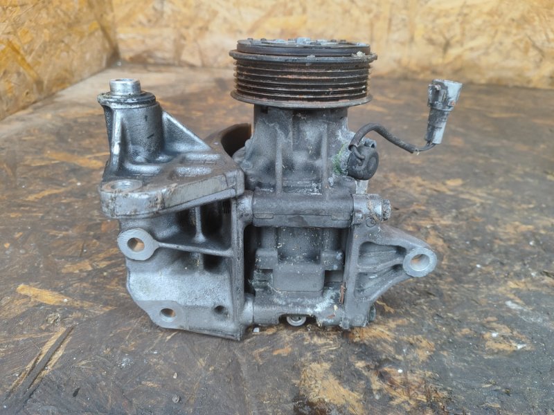 Компрессор кондиционера TRIBECA B9 05-07 Компрессор кондиционера TRIBECA B9 05-07