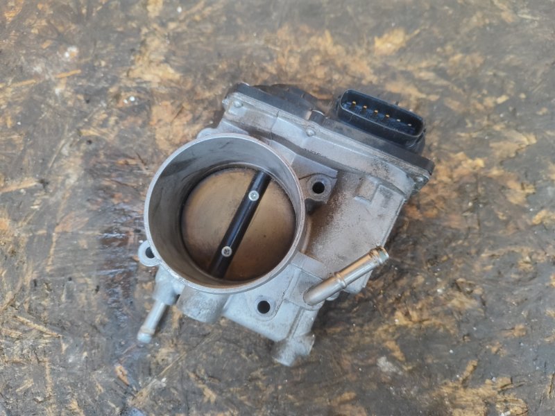 Запчасть дроссельная заслонка SUBARU TRIBECA B9 05-07 16112AA160 Б/У Дроссельная заслонка SUBARU TRIBECA B9 05-07 16112AA160 Б/У