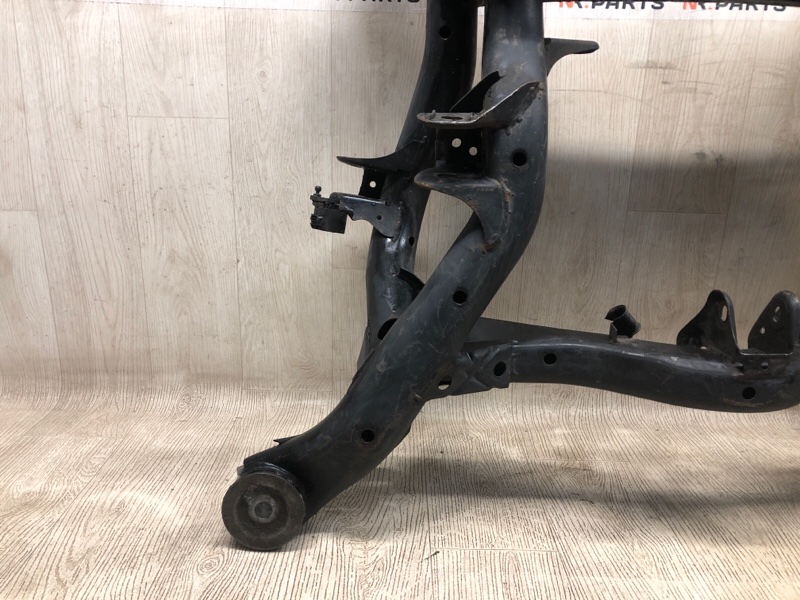 Балка задней подвески AUDI Q7 05-15 Балка задней подвески AUDI Q7 05-15