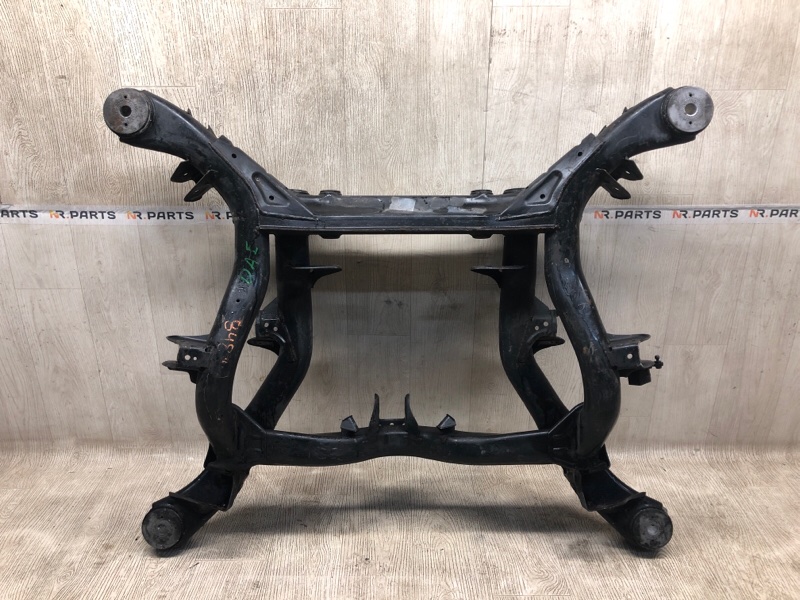 Балка задней подвески Q7 05-15 Балка задней подвески Q7 05-15