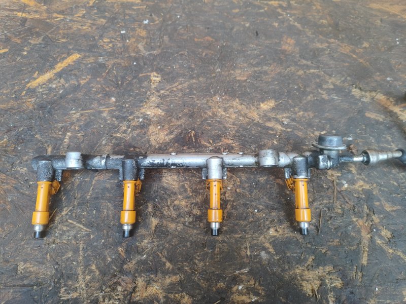 Запчасть форсунка топливная TOYOTA CAMRY 40 06-11 2007 2.4 2AZFXE 23209-28060 Б/У Форсунка топливная TOYOTA CAMRY 40 06-11 2007 2.4 2AZFXE 23209-28060 Б/У