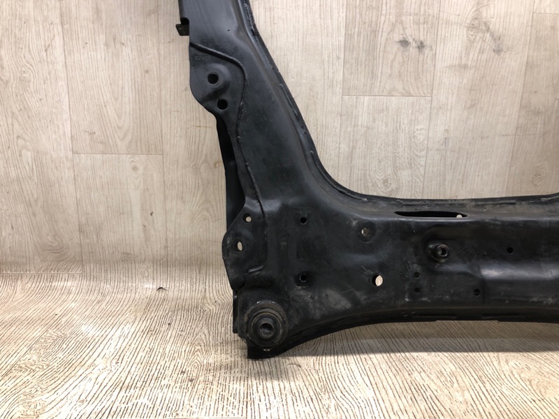 Балка передней подвески NISSAN JUKE 10-19 Балка передней подвески NISSAN JUKE 10-19