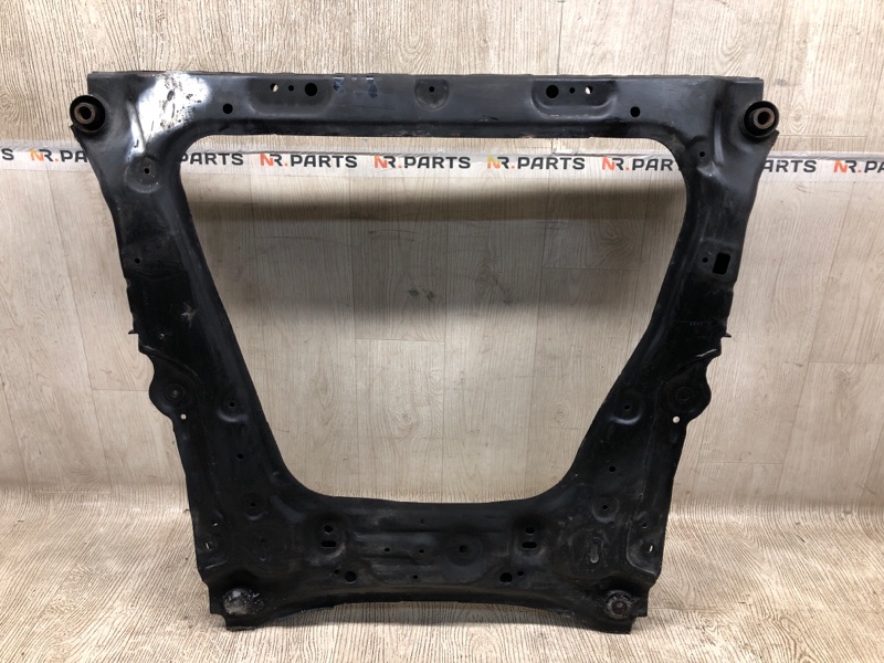 Балка передней подвески JUKE 10-19 Балка передней подвески JUKE 10-19