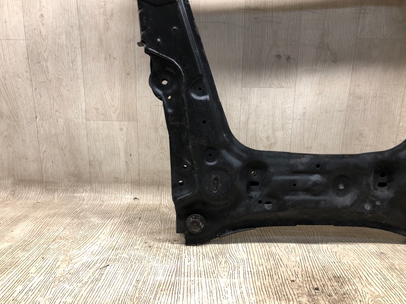 Балка передней подвески JUKE 10-19 Балка передней подвески JUKE 10-19