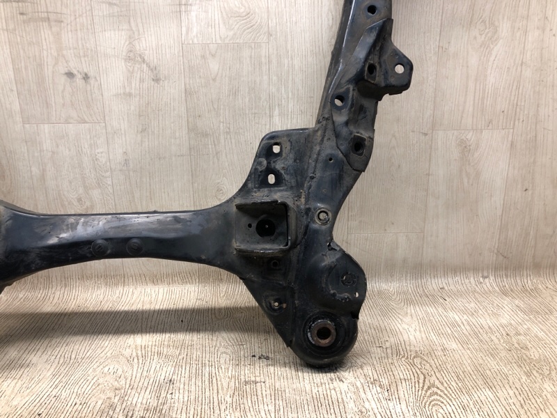 Балка передней подвески RX300/330/350/400 03-09 Внедорожник 3.5 2GR-FE Балка передней подвески RX300/330/350/400 03-09 Внедорожник 3.5 2GR-FE