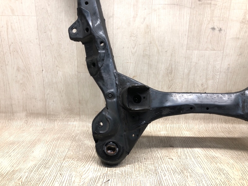 Балка передней подвески LEXUS RX350/450 09-15 Внедорожник 2GR-FXE 3.5L Балка передней подвески LEXUS RX350/450 09-15 Внедорожник 2GR-FXE 3.5L