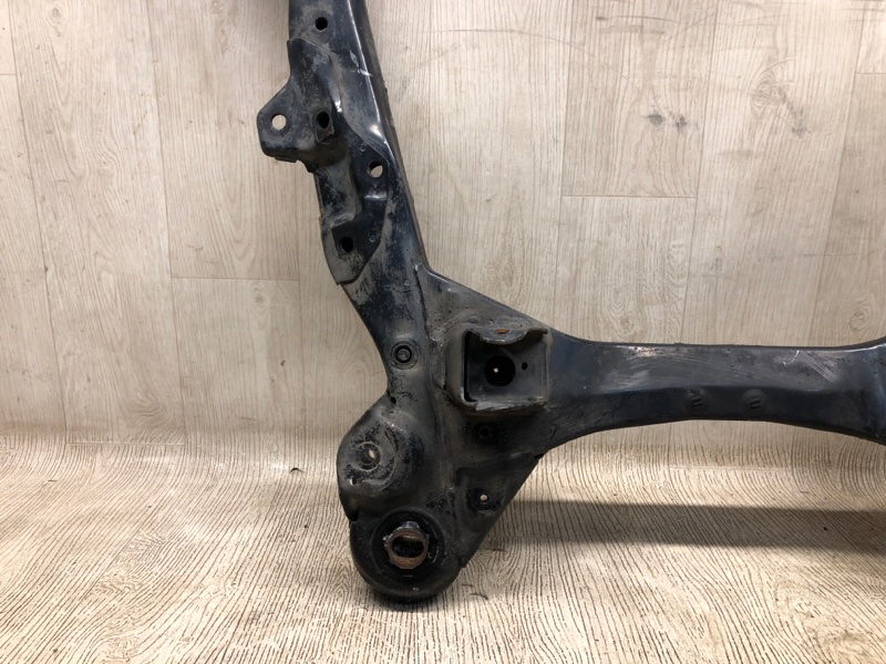 Балка передней подвески LEXUS RX300/330/350/400 03-09 Внедорожник 3.3 3MZ-FE Балка передней подвески LEXUS RX300/330/350/400 03-09 Внедорожник 3.3 3MZ-FE