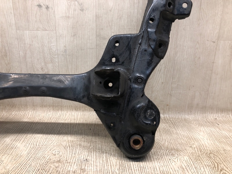 Балка передней подвески RX300/330/350/400 03-09 Внедорожник 3.3 3MZ-FE Балка передней подвески RX300/330/350/400 03-09 Внедорожник 3.3 3MZ-FE