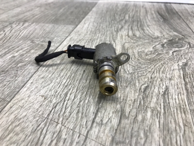 Клапан изменения фаз ГРМ JETTA USA 10-17 2010 CBTA 2.5L