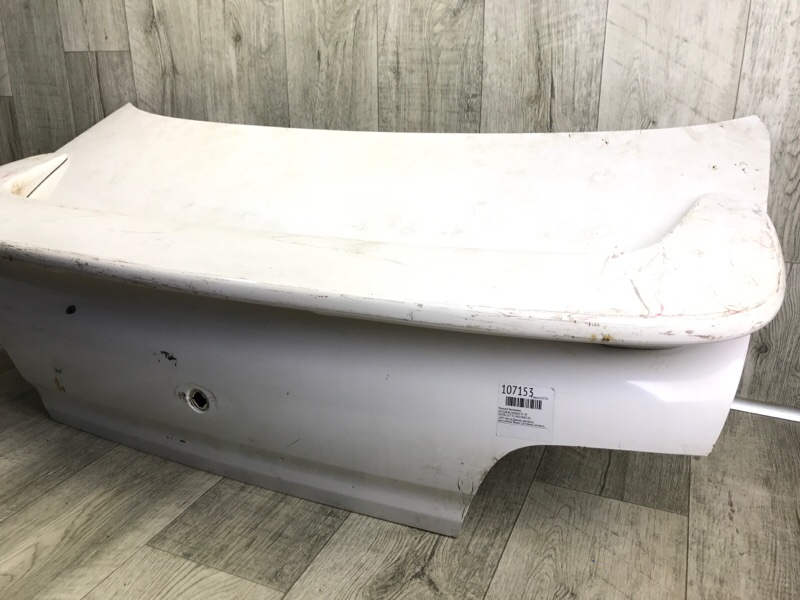 Крышка багажника NISSAN BLUEBIRD 91-97