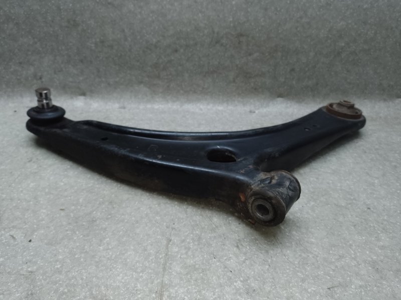 Рычаг передней подвески нижний правый MITSUBISHI ASX / OUTLANDER SPORT 10-21 2.0 4B11 Рычаг передней подвески нижний правый MITSUBISHI ASX / OUTLANDER SPORT 10-21 2.0 4B11