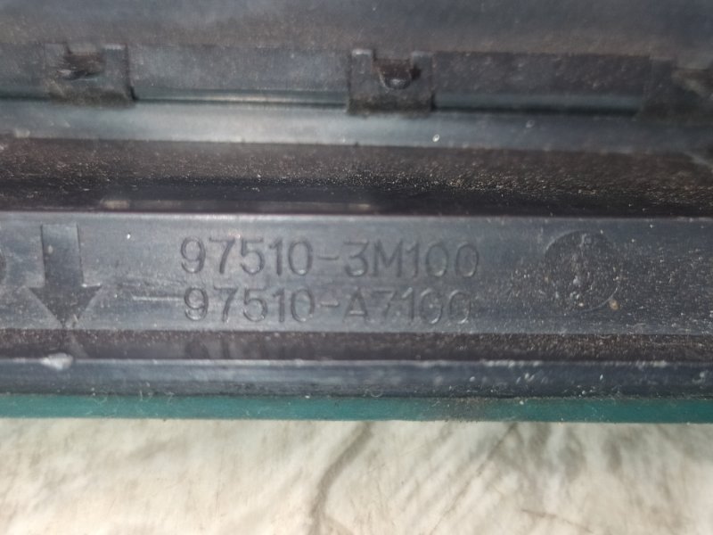 Клапан вентиляции салона задний правый KIA FORTE YD 12-