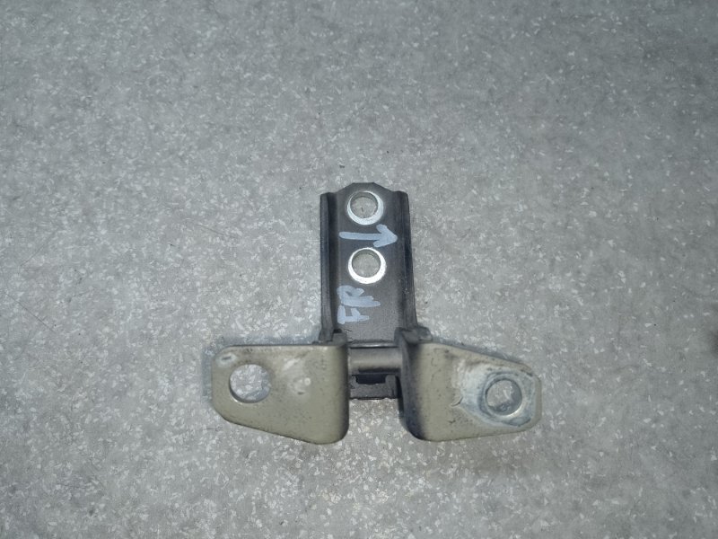 Петля двери нижняя передняя правая ASX / OUTLANDER SPORT 10-21 2.0 4B11 Петля двери нижняя передняя правая ASX / OUTLANDER SPORT 10-21 2.0 4B11