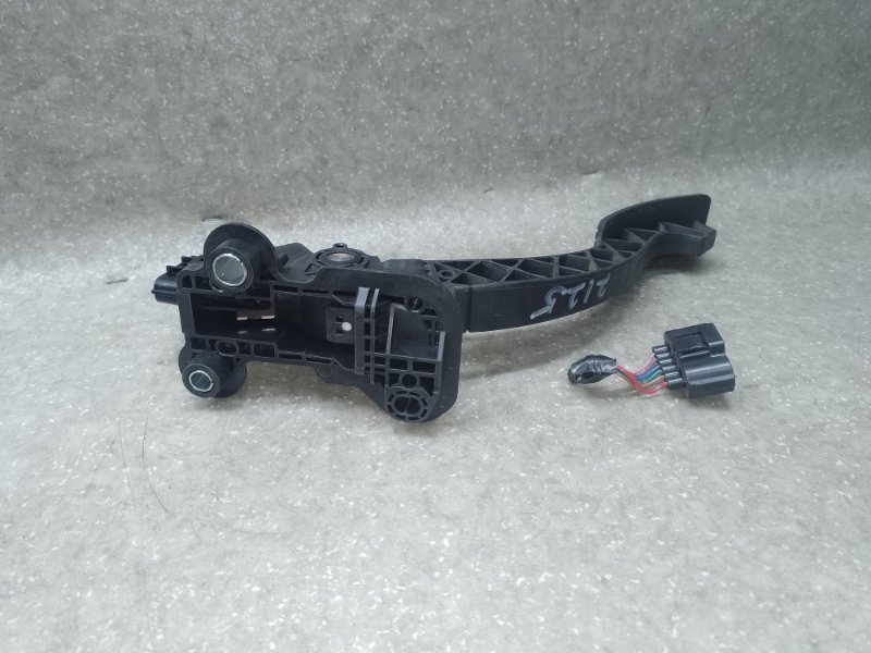 Педаль газа ASX / OUTLANDER SPORT 10-21 2.0 4B11 Педаль газа ASX / OUTLANDER SPORT 10-21 2.0 4B11