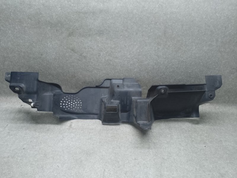 Дефлектор радиатора MITSUBISHI ASX / OUTLANDER SPORT 10-21 2.0 4B11 Дефлектор радиатора MITSUBISHI ASX / OUTLANDER SPORT 10-21 2.0 4B11