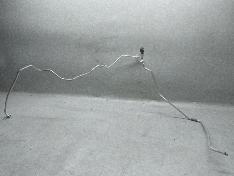 Трубка кондиционера ASX / OUTLANDER SPORT 10-21 2.0 4B11 Трубка кондиционера ASX / OUTLANDER SPORT 10-21 2.0 4B11