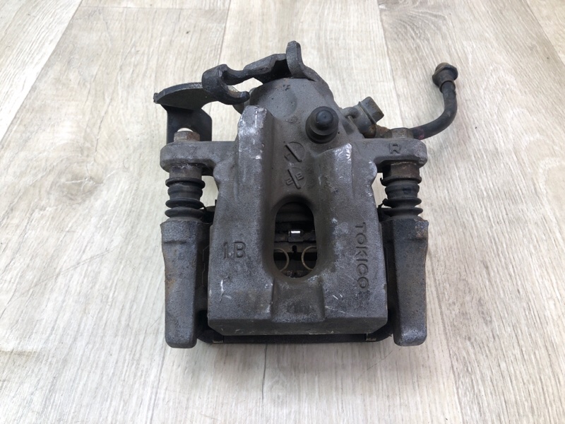 Суппорт тормозной задний правый TOYOTA PRIUS - 30 09-17 4783012151 Б/У