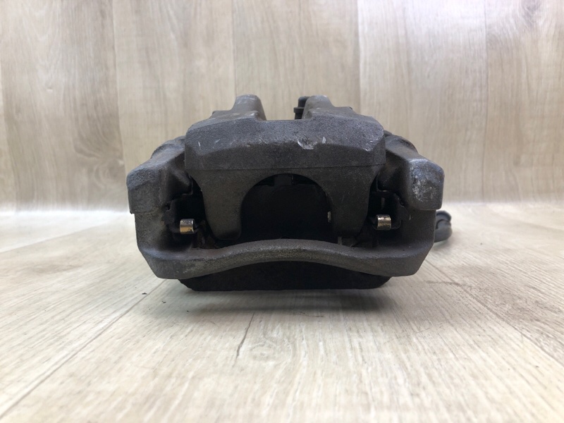 Суппорт тормозной задний правый PRIUS - 30 09-17