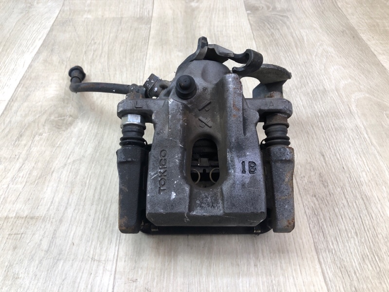 Суппорт тормозной задний левый TOYOTA PRIUS - 30 09-17 4785012151 Б/У