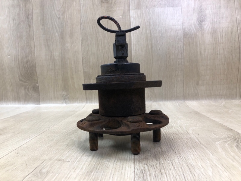 Ступица задняя TOYOTA PRIUS - 30 09-17 42450-47040 Б/У