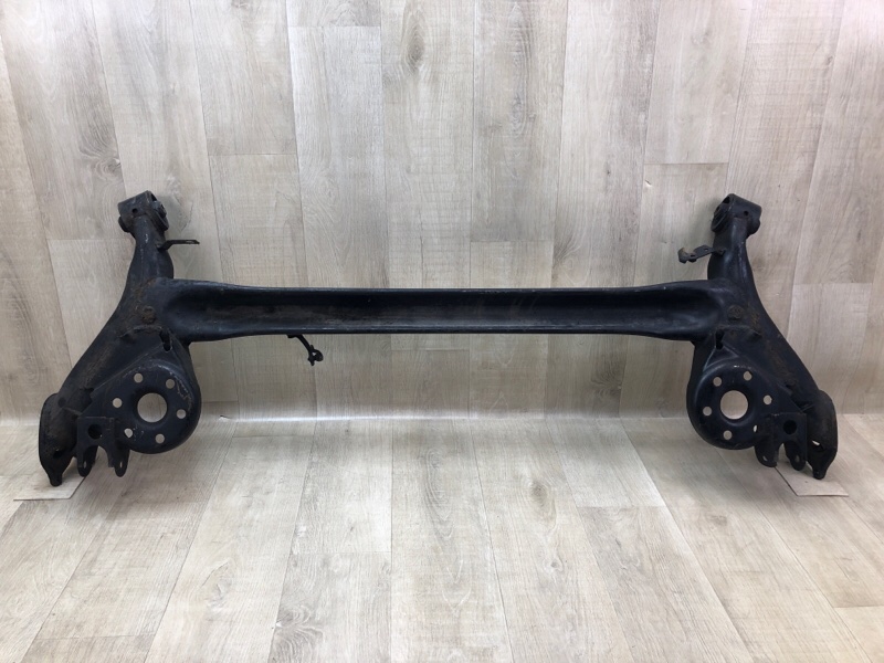 Балка задней подвески PRIUS - 30 09-17 Балка задней подвески PRIUS - 30 09-17