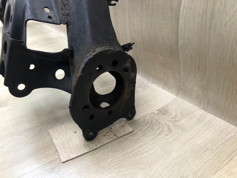 Балка задней подвески PRIUS - 30 09-17 Балка задней подвески PRIUS - 30 09-17