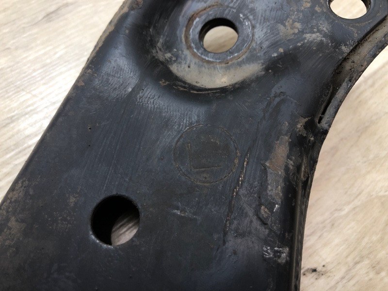Рычаг передней подвески нижний левый TOYOTA CAMRY 40 06-11 Рычаг передней подвески нижний левый TOYOTA CAMRY 40 06-11