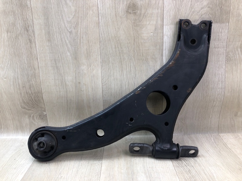 Запчасть рычаг передней подвески нижний правый TOYOTA CAMRY 40 06-11 4806806150 Б/У Рычаг передней подвески нижний правый TOYOTA CAMRY 40 06-11 4806806150 Б/У