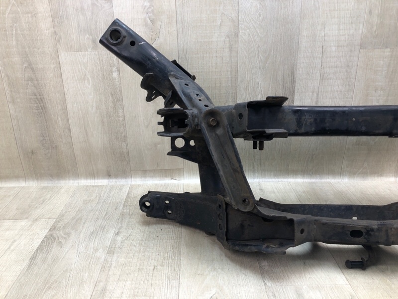 Балка задней подвески RAV4 05-12 Балка задней подвески RAV4 05-12