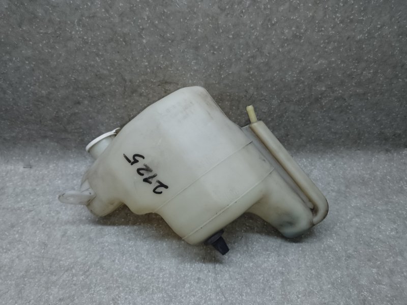 Запчасть бачок расширительный MITSUBISHI ASX / OUTLANDER SPORT 10-21 2.0 4B11 1375A335 Б/У Бачок расширительный MITSUBISHI ASX / OUTLANDER SPORT 10-21 2.0 4B11 1375A335 Б/У