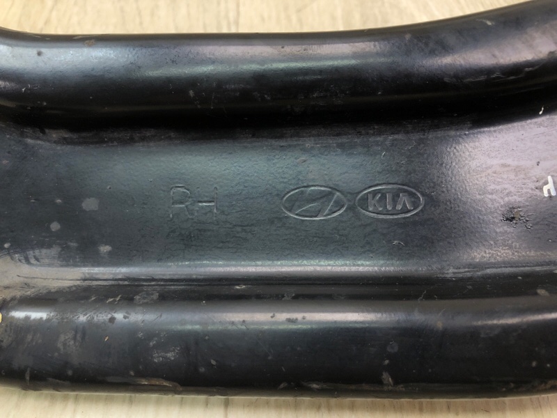 Рычаг задней подвески продольный правый HYUNDAI SONATA YF 10-14 2.4 G4KJ
