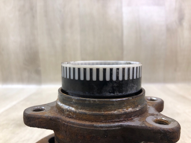 Ступица задняя SONATA YF 10-14 2012 2.4 G4KJ Ступица задняя SONATA YF 10-14 2012 2.4 G4KJ